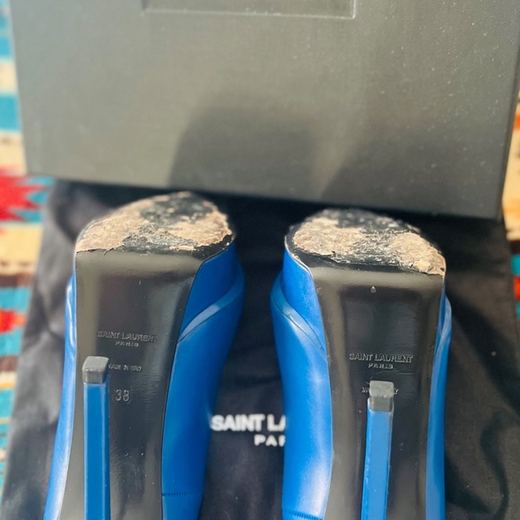 YSL Stiletto - Picture 2 of 4